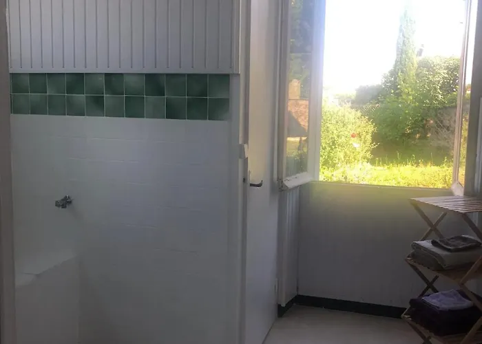 Holiday home Maison Charmante A Saint-germain-de-lusignan, Parking Prive *